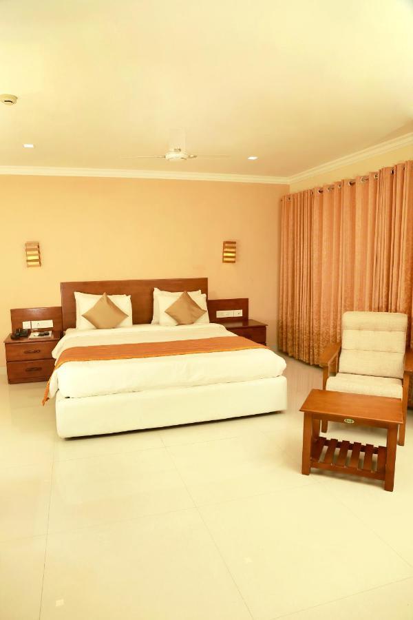 Ktdc Grand Chaithram Thiruvananthapuram Zewnętrze zdjęcie