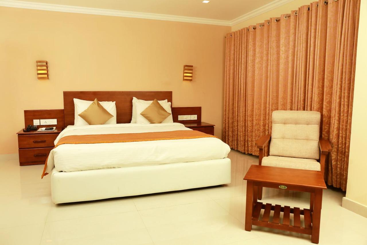 Ktdc Grand Chaithram Thiruvananthapuram Zewnętrze zdjęcie