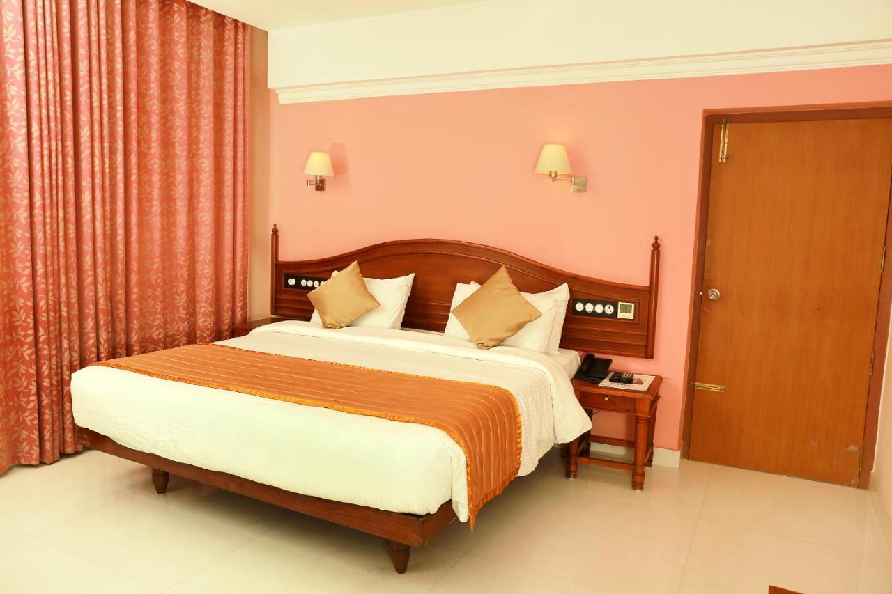 Ktdc Grand Chaithram Thiruvananthapuram Zewnętrze zdjęcie